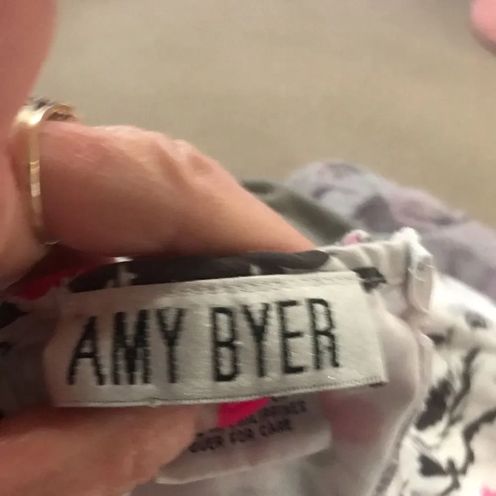 Amy Byer Size 16 Floral Skirt Pink White Brown